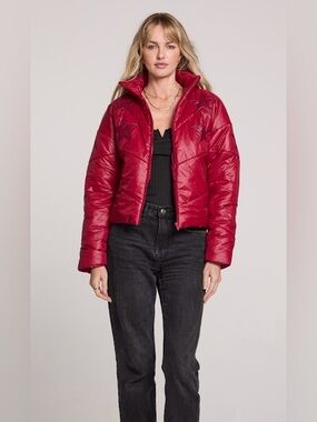 MSRP $148 Saltwater Luxe Puffer Jacket w/Stars-Crimson Small